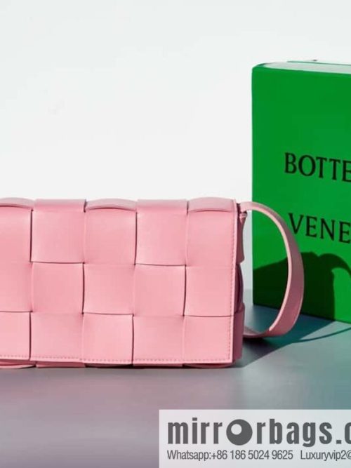 Bottega Veneta Code: 80820 #cassette bag pink