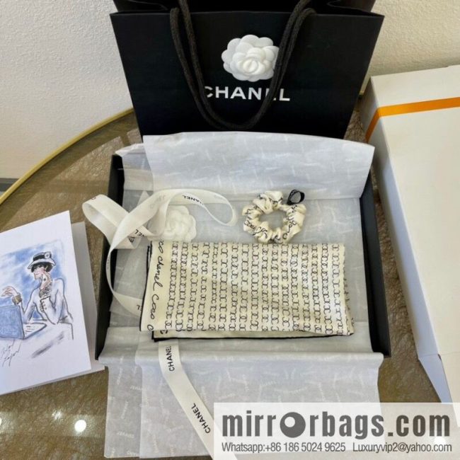 CHANEL CHANEL CC Letter 100% Silk Small Square - Image 2