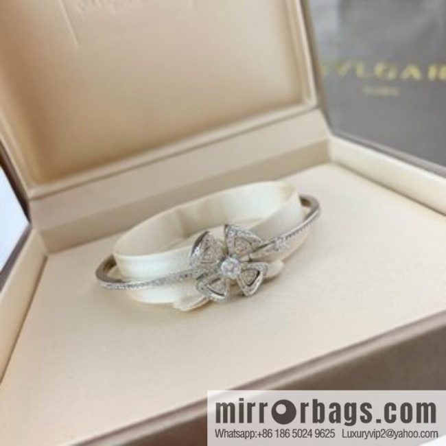 BVLGARI Bulgari series, four-leaf clover bracelet - Image 3