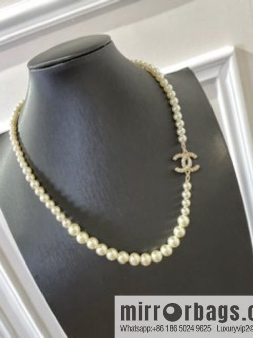 2021 new CHANEL Chanel double c pearl necklace