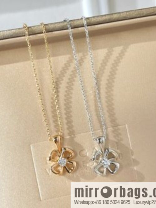 BVLGARI Bulgari series, four-leaf clover necklace