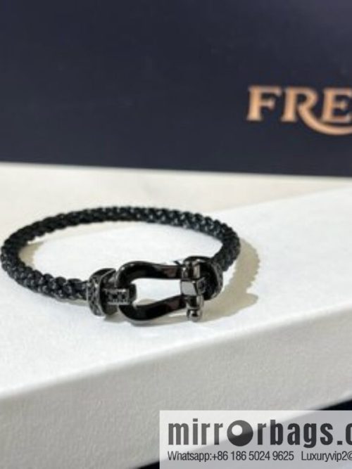 Fred Limited Black Titanium, Darth Vader Bracelet Bracelet