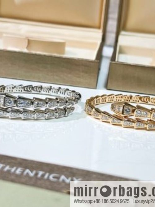 BVLGARI Bulgari Full Diamond Snake Bone Bracelet Bracelet