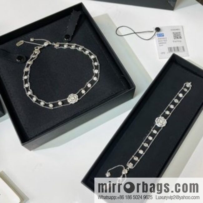 New ☑️ CHANEL Chanel double c double layer camellia necklace bracelet
