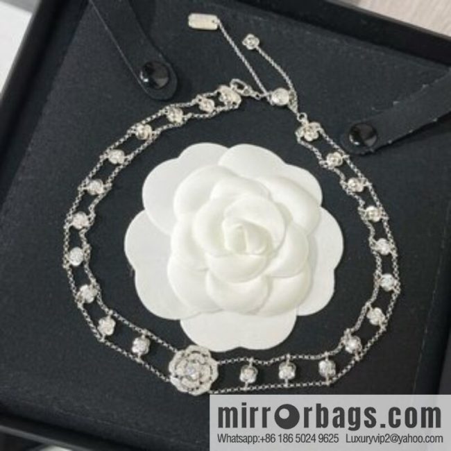 New ☑️ CHANEL Chanel double c double layer camellia necklace bracelet - Image 3