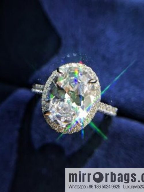 HARRY WINSTON HW, pigeon egg, diamond ring, diamond ring