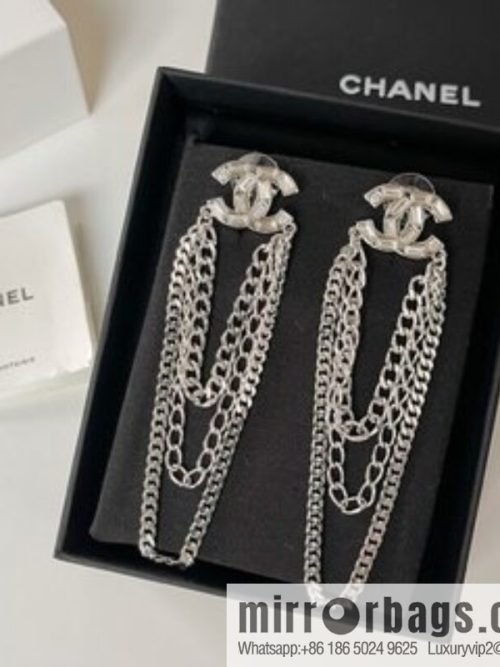 New ☑️ CHANEL Chanel double c square diamond tassel earrings