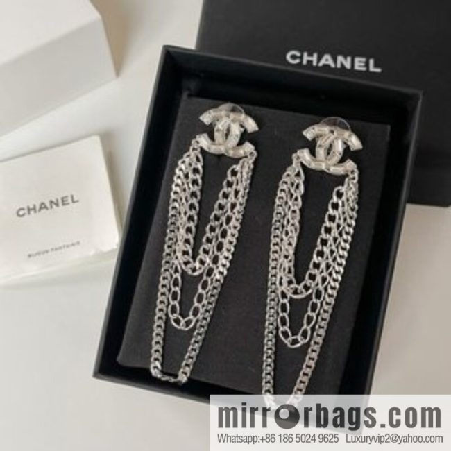 New ☑️ CHANEL Chanel double c square diamond tassel earrings