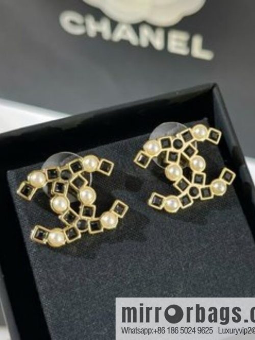 New ☑️ CHANEL Chanel double c black diamond stud earrings