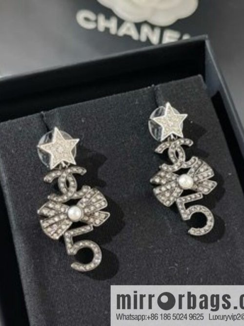 New ☑️ CHANEL Chanel double c star bow 5 word stud earrings