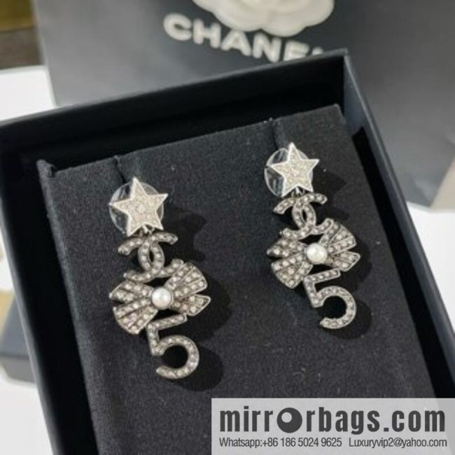 New ☑️ CHANEL Chanel double c star bow 5 word stud earrings