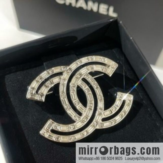 New ☑️ Chanel double c full diamond brooch