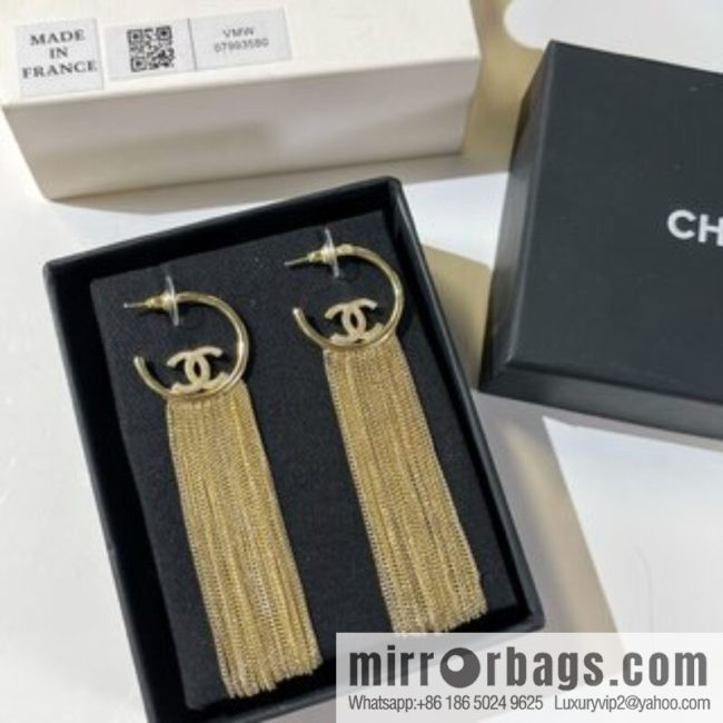 New ☑️ CHANEL Chanel double c fringed stud earrings