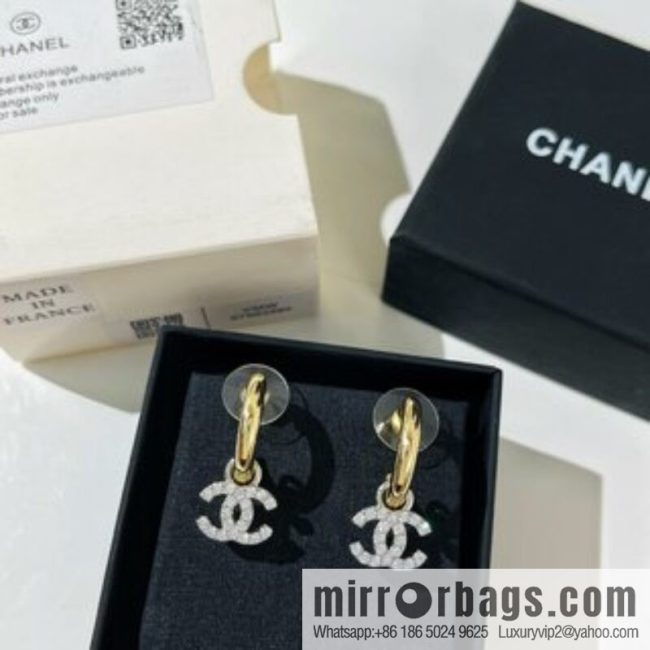 New ☑️ CHANEL Chanel full diamond double c stud earrings