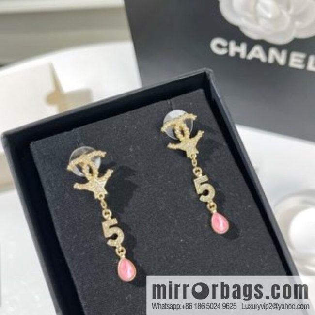 New ☑️ CHANEL Chanel double c pink diamond water drop stud earrings