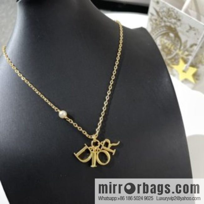 New ☑️ DIOR Dior letter necklace bracelet - Image 3