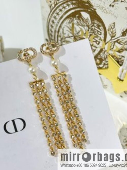 New ☑️ DIOR Dior CD pearl tassel earrings