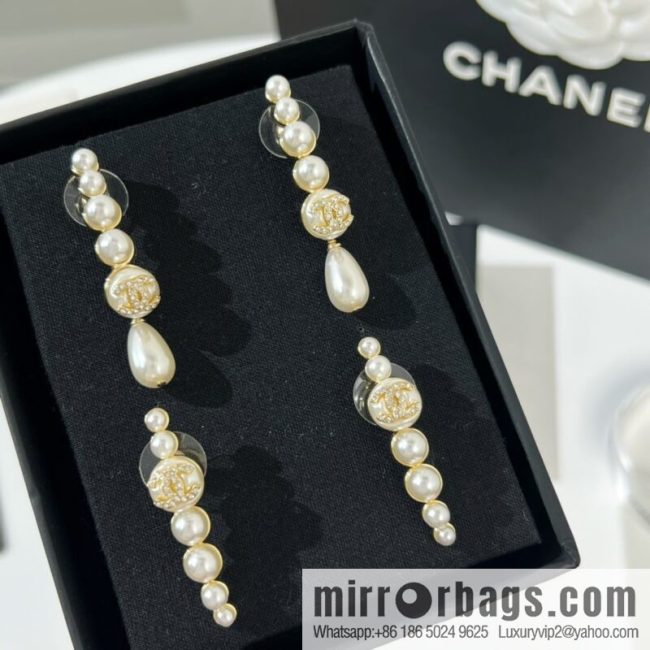 New ☑️ CHANEL Chanel double c pearl stud earrings