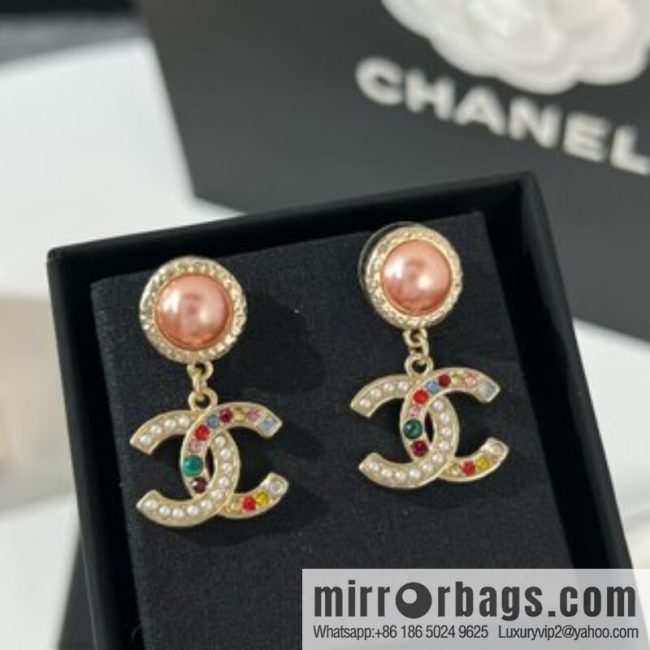 New ☑️ CHANEL Chanel double c color pearl stud earrings