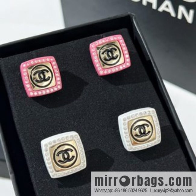 New ☑️ CHANEL Chanel double c acrylic stud earrings