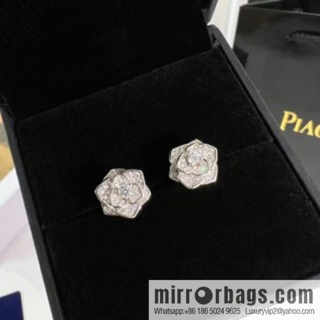 Piaget rose stud earrings necklace - Image 2
