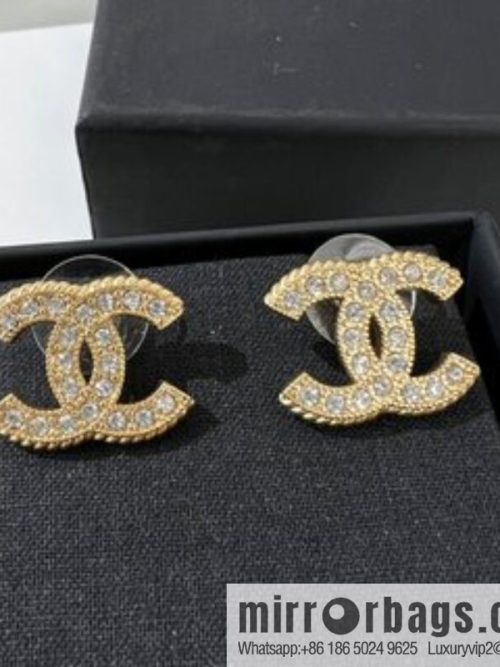 New ☑️ CHANEL Chanel double c full diamond stud earrings