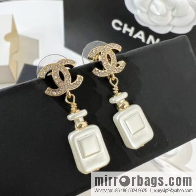 New ☑️ CHANEL Chanel double c perfume bottle stud earrings