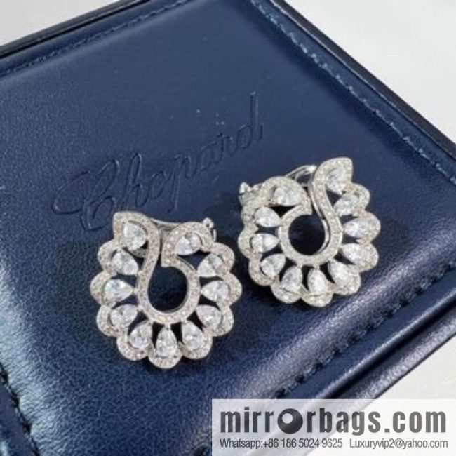 Chopard PRECIOUS LACE VAGUE lace necklace earshot - Image 2