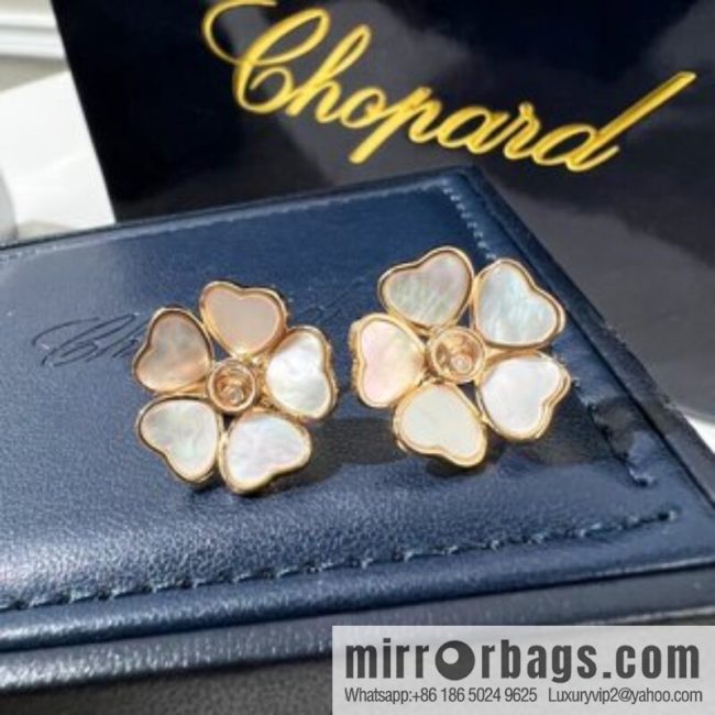 Chopard PRECIOUS LACE VAGUE 5 heart agate, white shell necklace, bracelet - Image 2