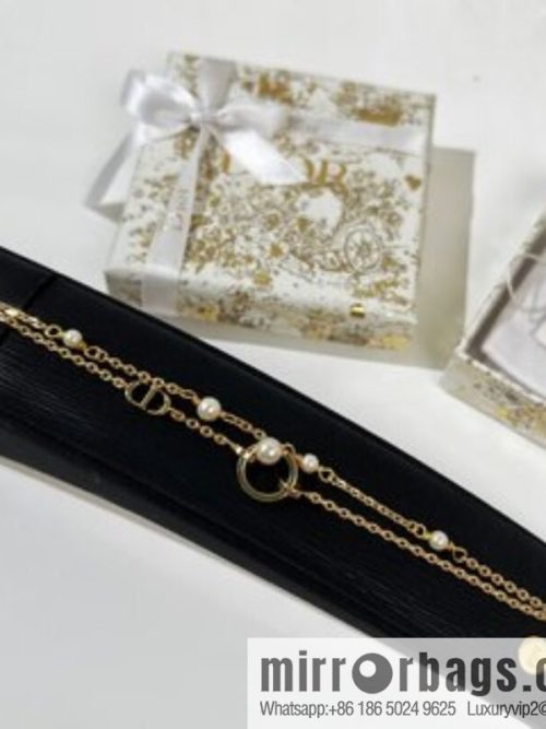 New ☑️ DIOR Dior double pearl bracelet
