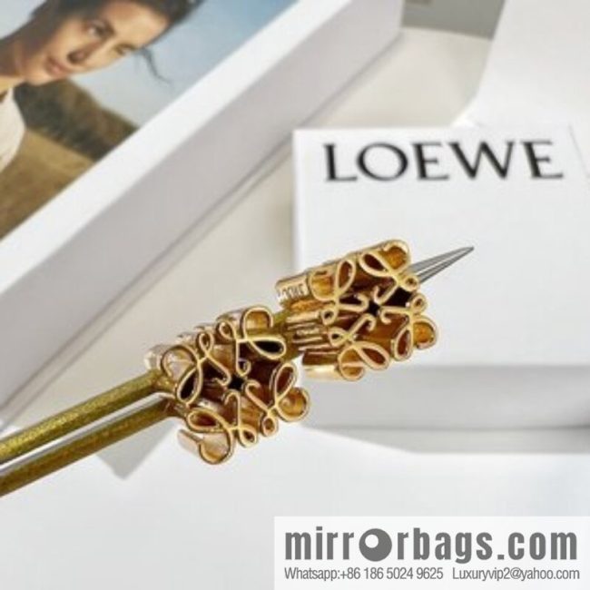 LOEWE Mooncake stud earrings - Image 3