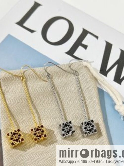 LOEWE long mooncake stud earrings