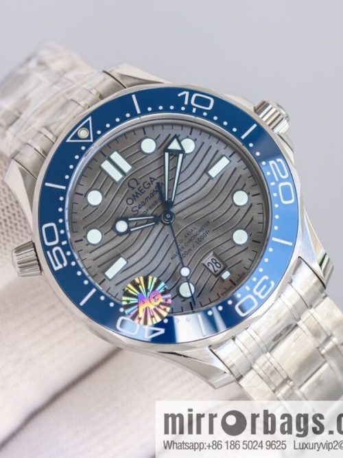 Omega 2022 new green seahorse with double T black balance wheel 8800 movement, 42mm