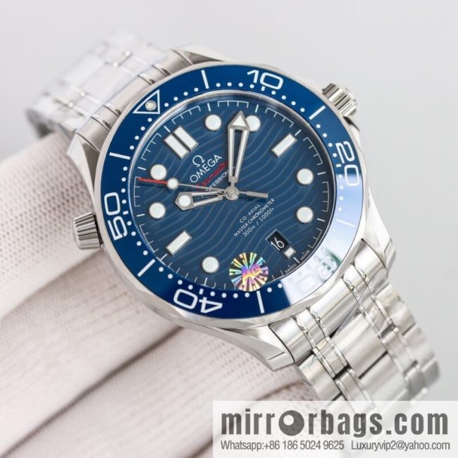 Omega 2022 new green seahorse with double T black balance wheel 8800 movement, 42mm - Image 3