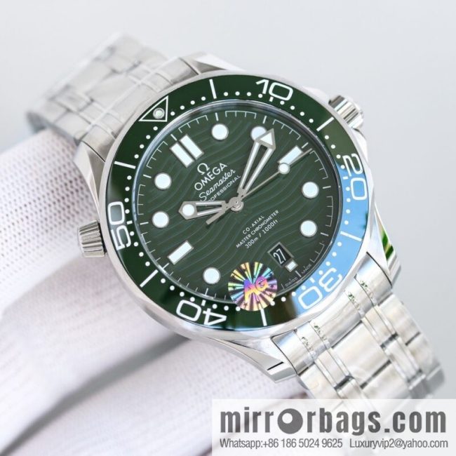 Omega 2022 new green seahorse with double T black balance wheel 8800 movement, 42mm - Image 8