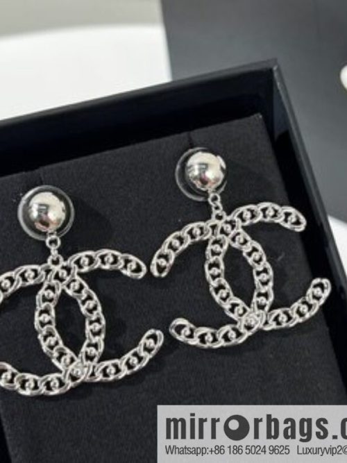 New ☑️ CHANEL Chanel double c hollow stud earrings