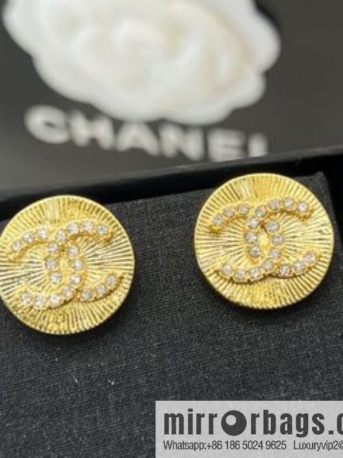 New ☑️ CHANEL Chanel double c round stud earrings
