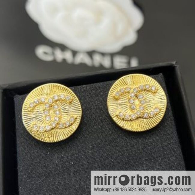 New ☑️ CHANEL Chanel double c round stud earrings