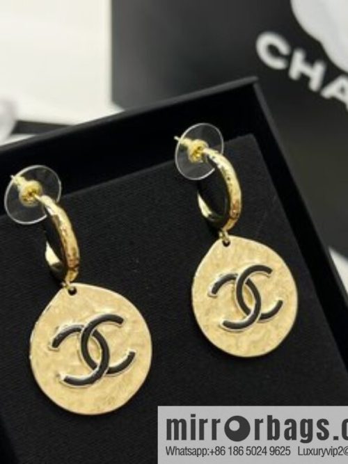 New ☑️ CHANEL Chanel double c round stud earrings