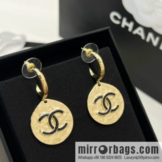 New ☑️ CHANEL Chanel double c round stud earrings