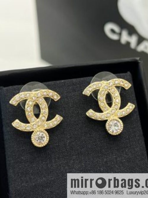 New ☑️ CHANEL Chanel double c single diamond stud earrings
