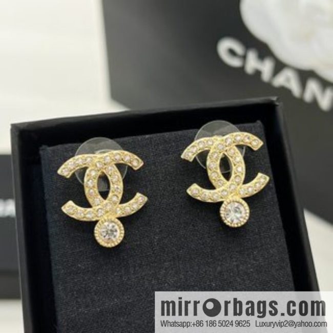 New ☑️ CHANEL Chanel double c single diamond stud earrings