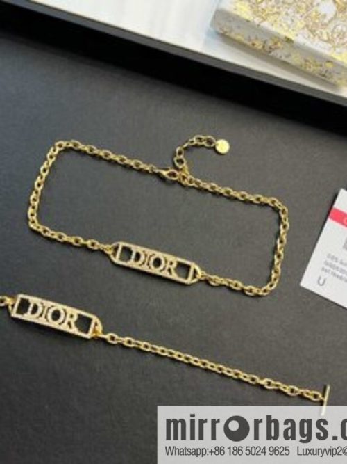 New ☑️ DIOR Dior full diamond letter necklace bracelet