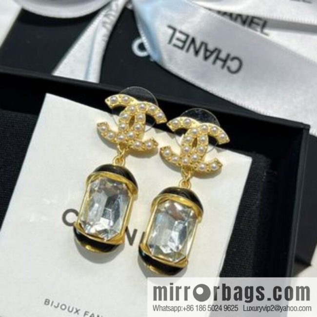 New ☑️ CHANEL Chanel c2 double c pink square diamond pearl stud earrings - Image 3