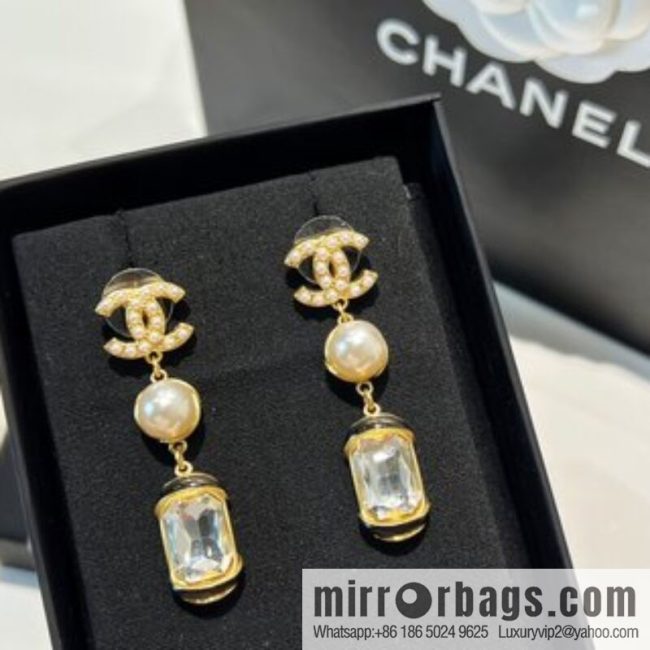 New ☑️ CHANEL Chanel c3 double c square diamond pearl stud earrings