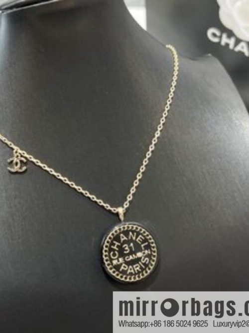New ☑️ CHANEL Chanel double c round acrylic letter necklace