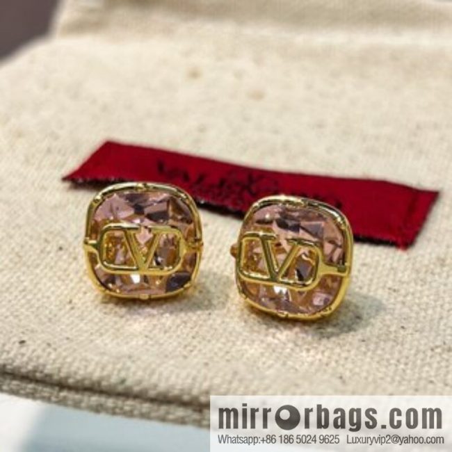 New ☑️ Valentino square diamond earrings - Image 3