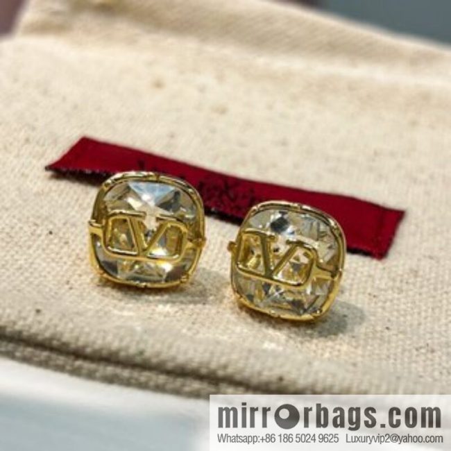 New ☑️ Valentino square diamond earrings - Image 2