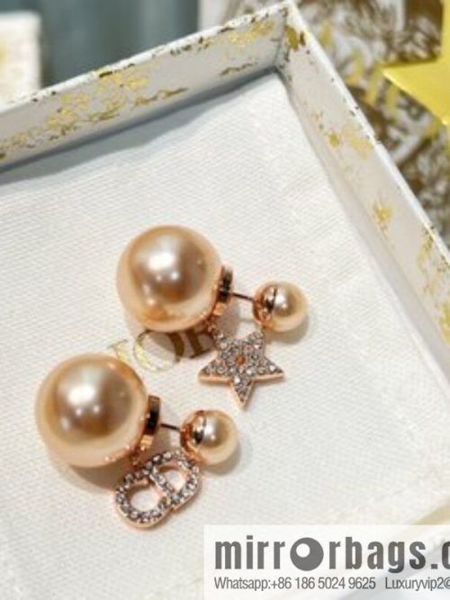 New ☑️ DIOR Dior rose gold CD star size pearl stud earrings