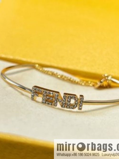 New FENDI Fendi full diamond letter bracelet bracelet